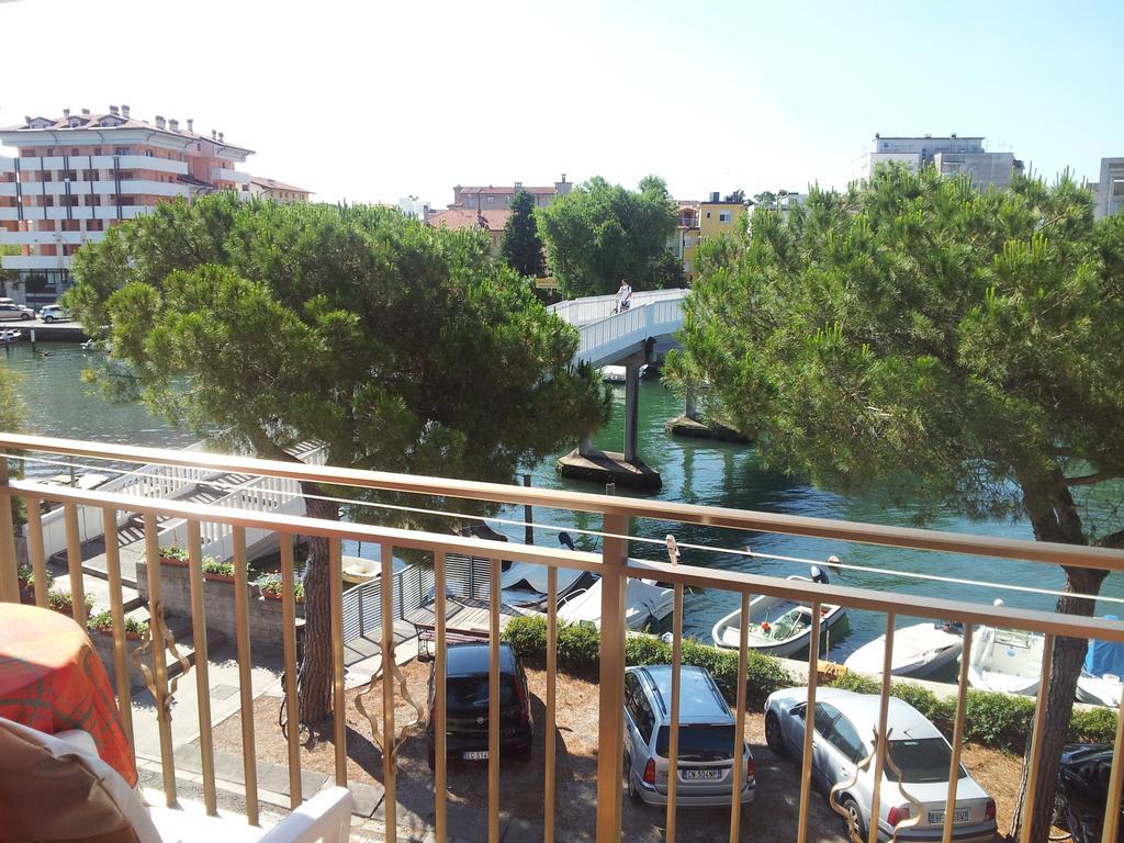 Meuble Al Ponte Hotel Градо Стая снимка